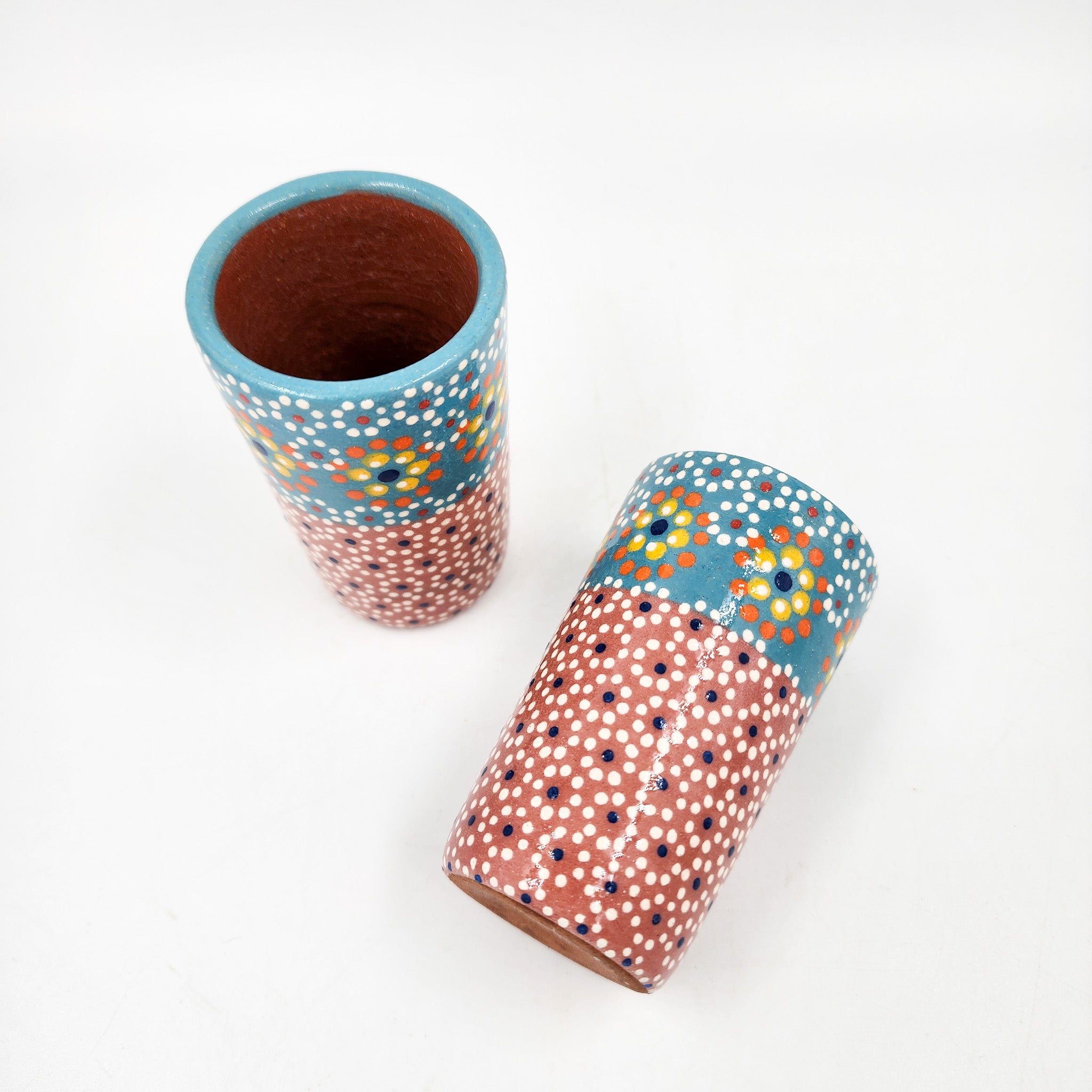 Tequileros de barro capulineado de dos colores - set de 2