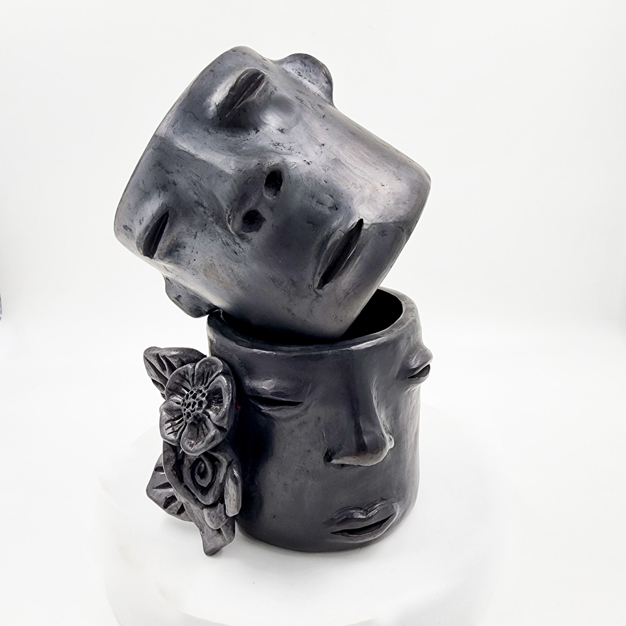 Vaso carita de barro negro