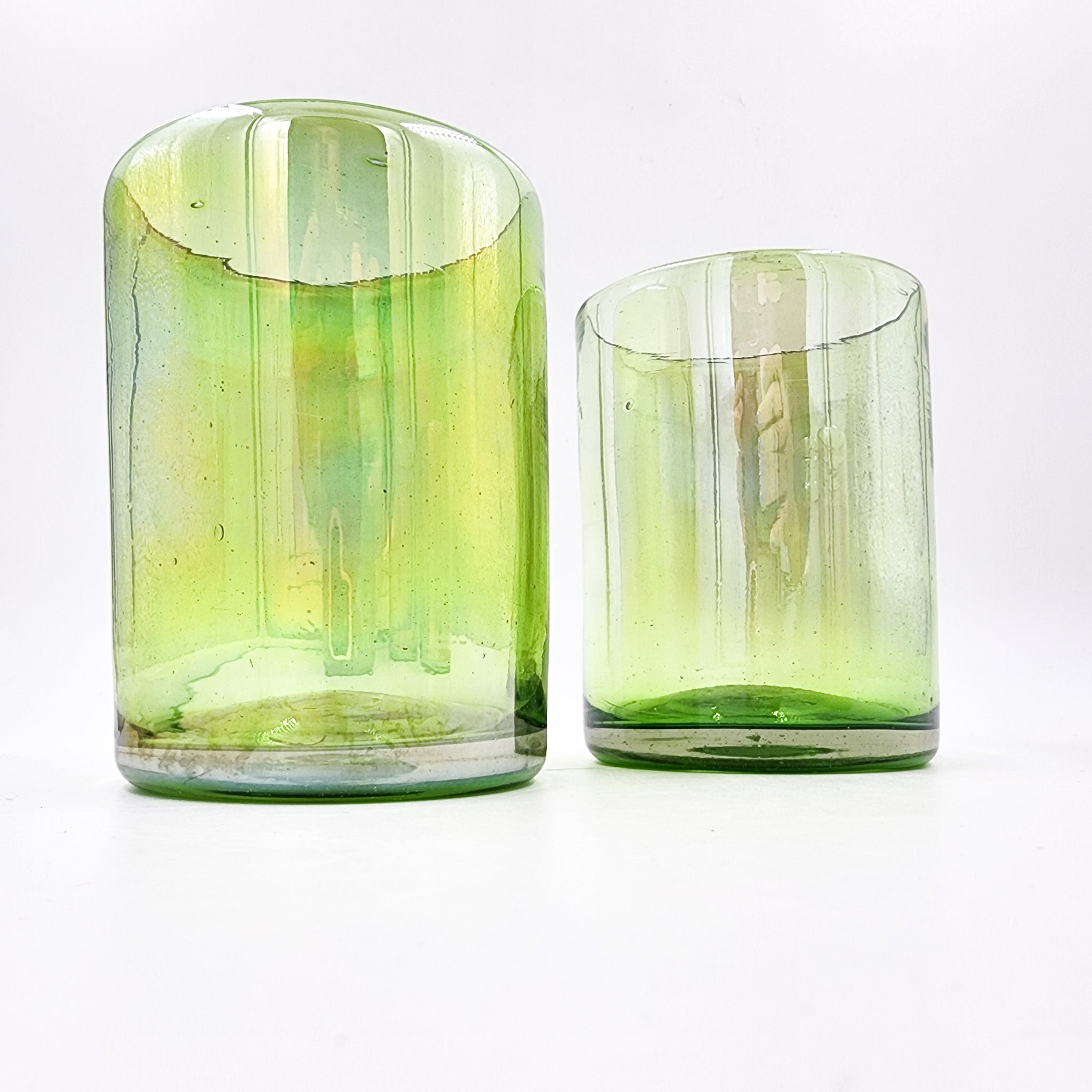 Vasos de vidrio soplado iridiscentes -set de 2